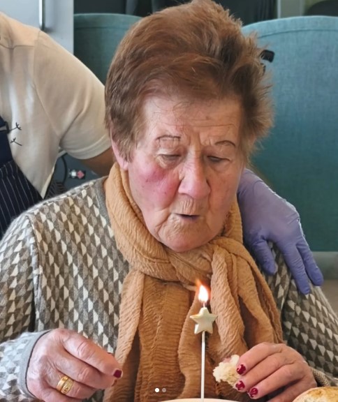 Celebració d'aniversari a ADIS